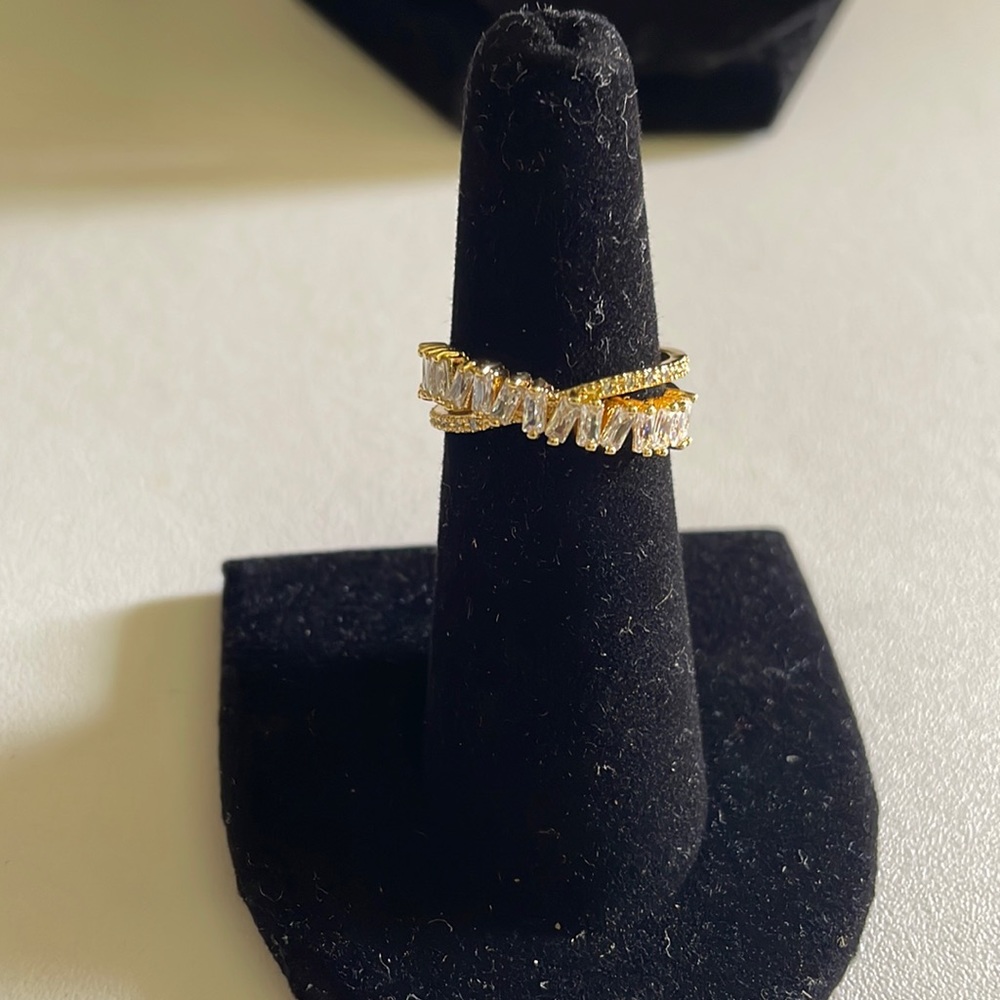 NEW Sparkly rhinestone toe ring
